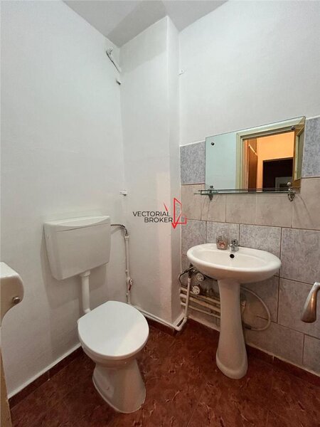 Pantelimon 3 camere semidecomandat, an 1978 Biserica Capra